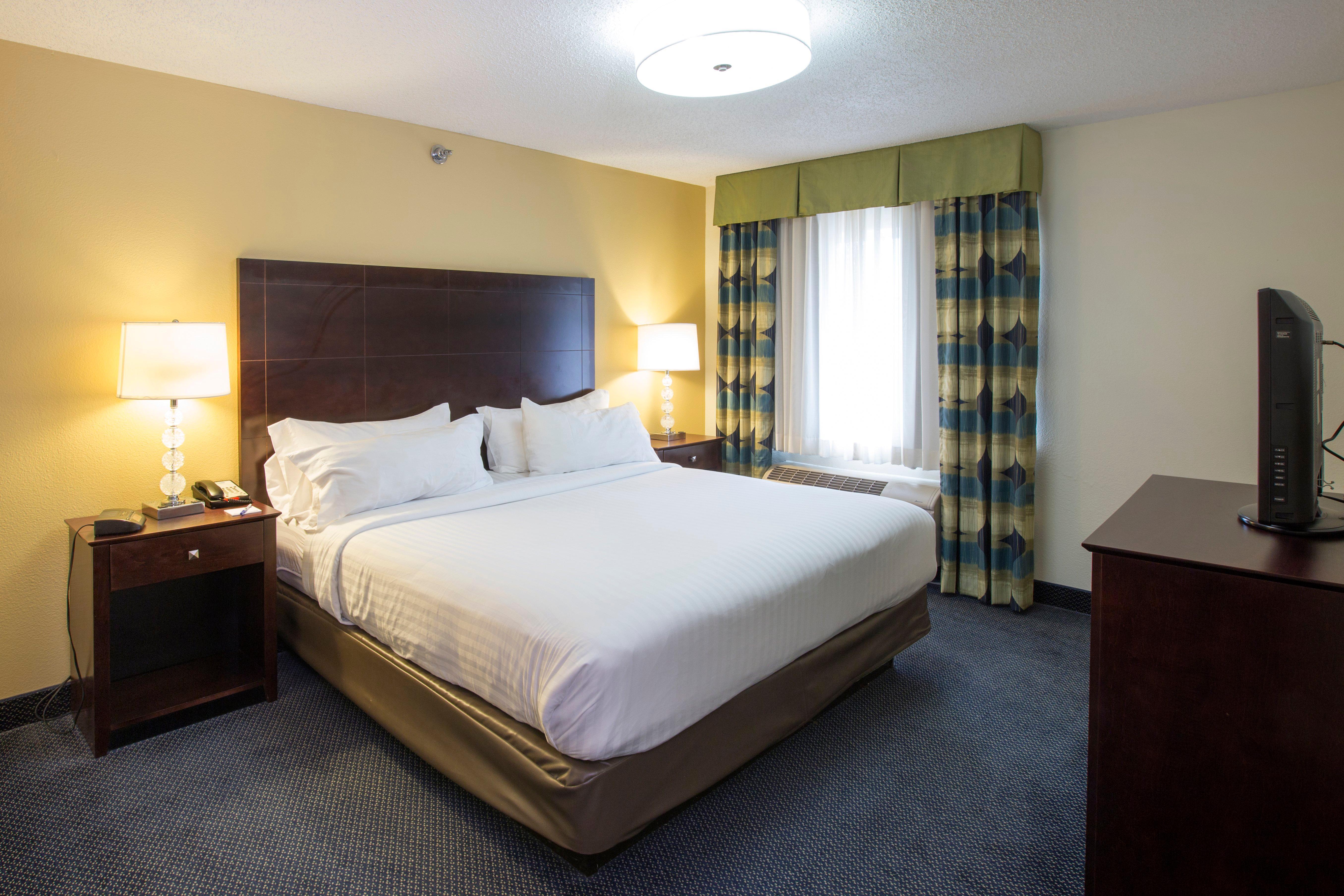 Holiday Inn Express Hotel & Suites-Saint Joseph By Ihg Exterior photo