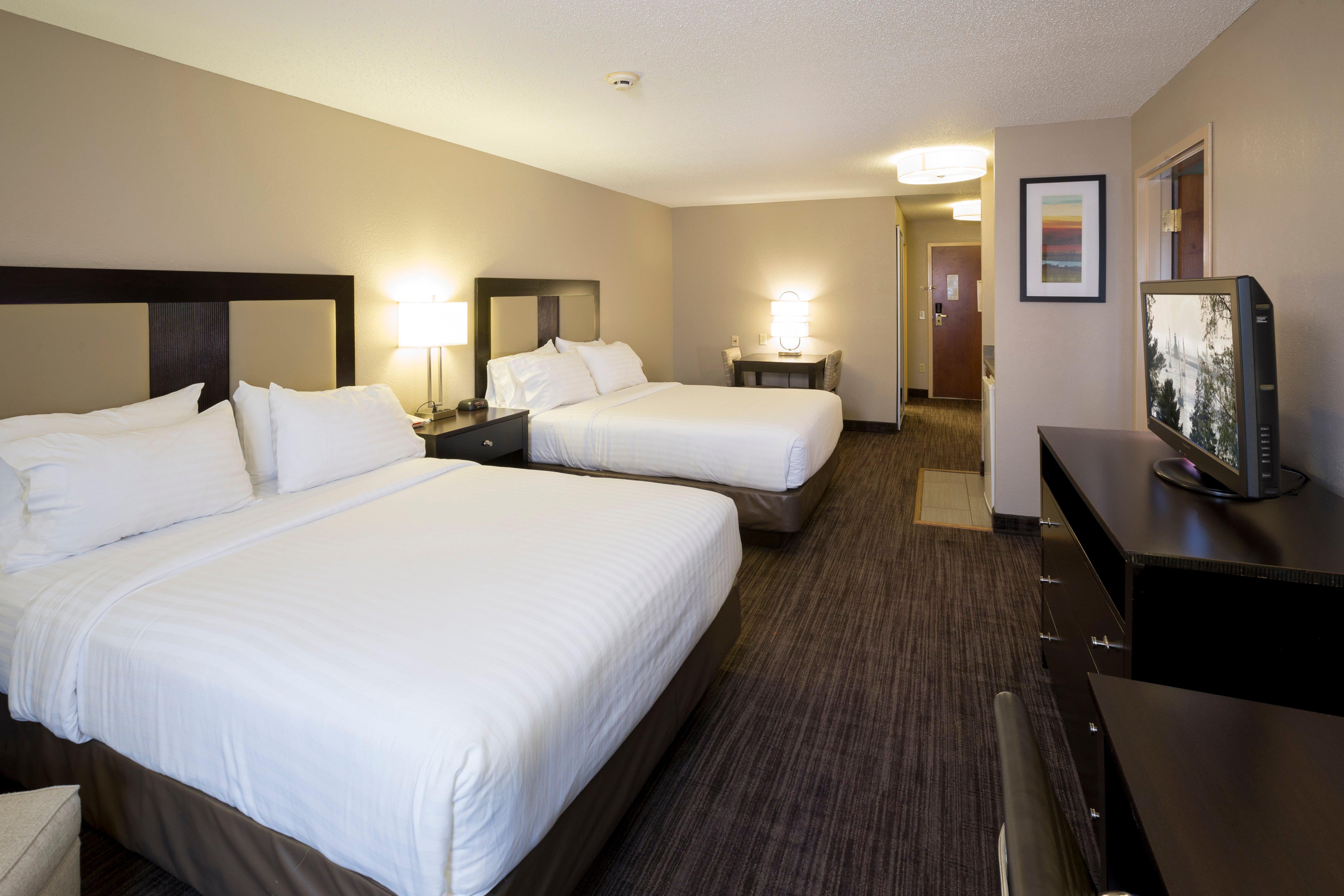 Holiday Inn Express Hotel & Suites-Saint Joseph By Ihg Exterior photo