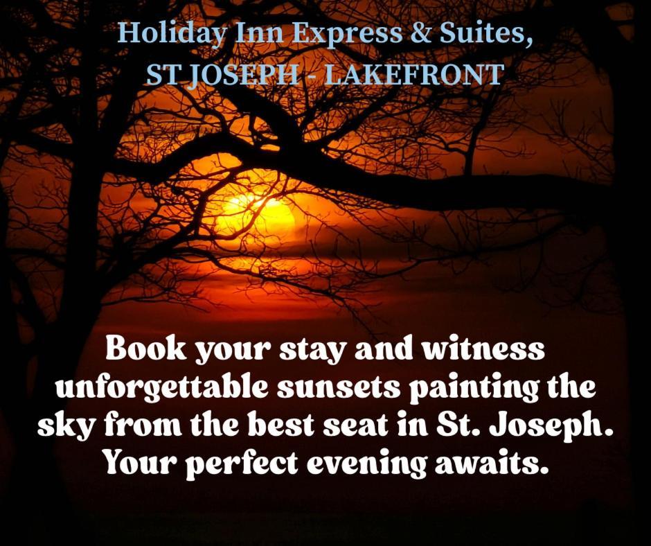 Holiday Inn Express Hotel & Suites-Saint Joseph By Ihg Exterior photo